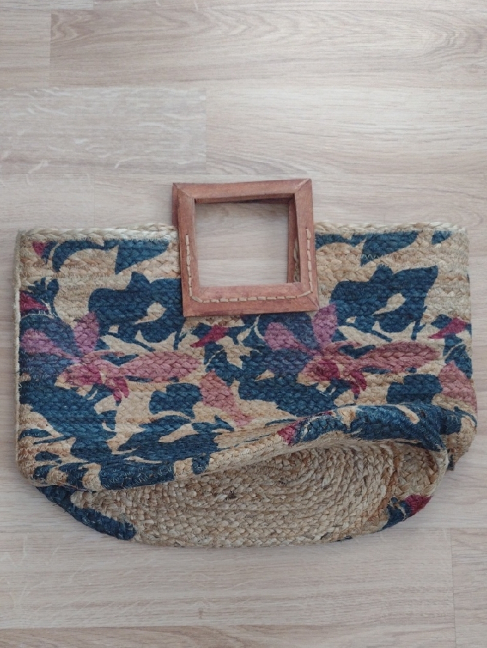 Antik Kraft Anthropologie Boho Jute Bag with Square Wooden Handles